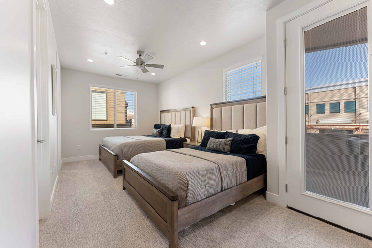 Bedroom 3, 5 Star Zions St George Retreat by RedAwning, Washington