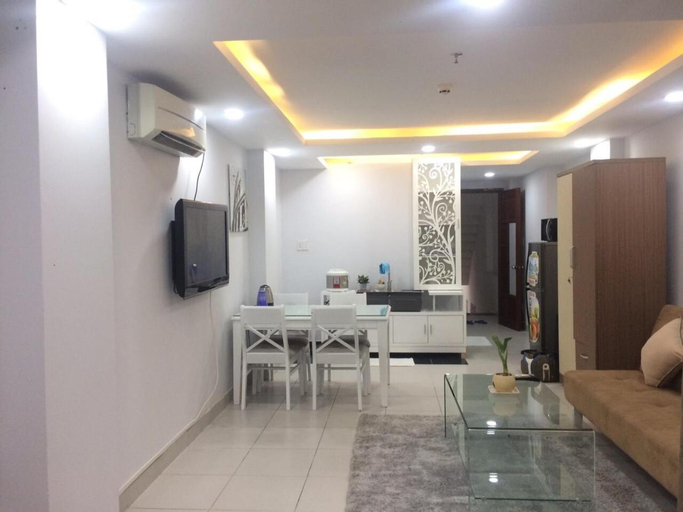 Dining Room 12