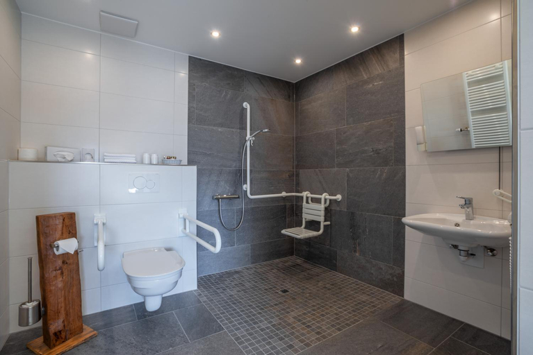 Bathroom 2