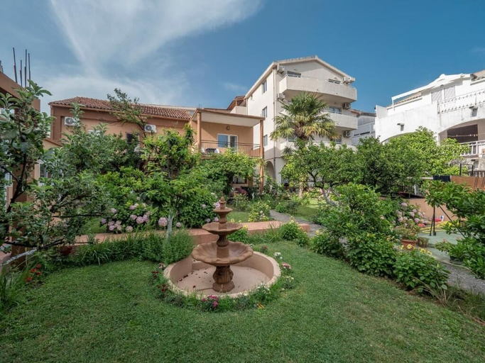 Exterior & Views 2, Cozy Apartments Kostovic
