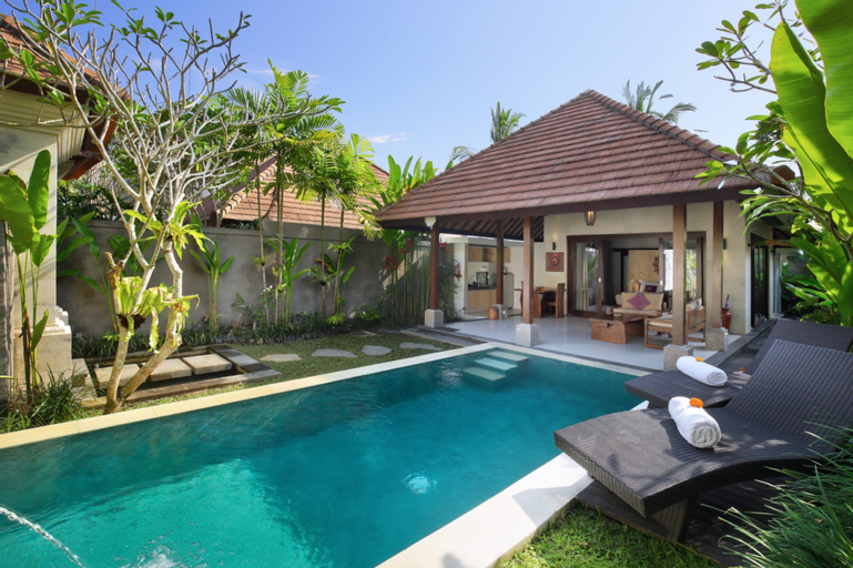 Swimming Pool 1