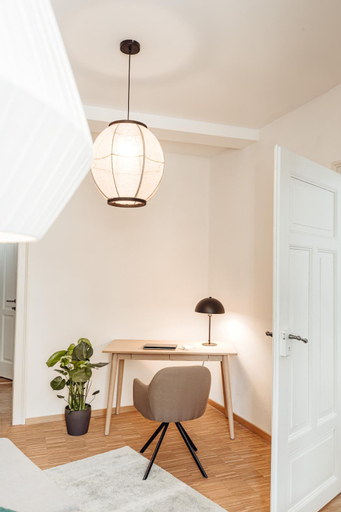 Others, JAMA - Großes Design Apartment, Innenstadt, WLAN, Familie&Gruppen, Coburg
