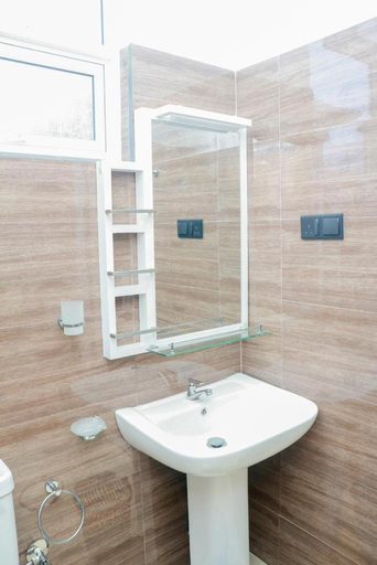Bathroom 3, Villa Serenity - Jayavikumgama, Weligama