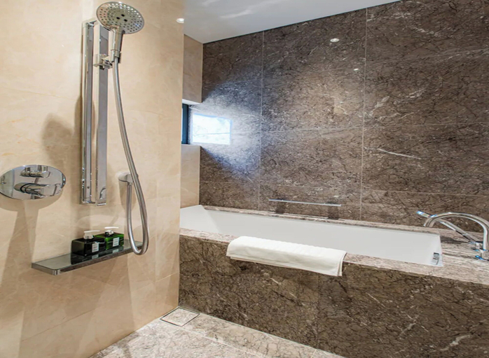 Bathroom 3, Kotrip MarQ Paradise Vacation, District 1