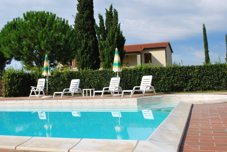 Sport & Beauty 2, Casa Vacanze Poggio Aprico, Livorno