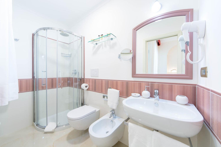 Bathroom 5, B&B Palazzo Montesanto, Salerno