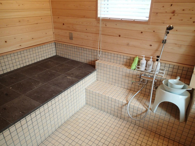 Bathroom 4, Tsukushi Village, Tsurui