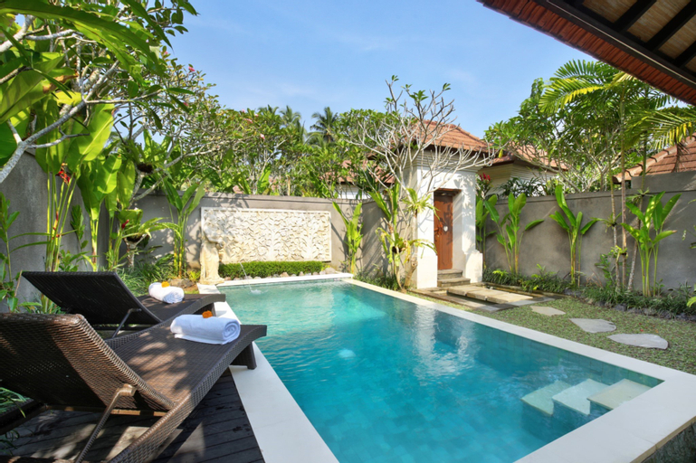 Swimming Pool 3