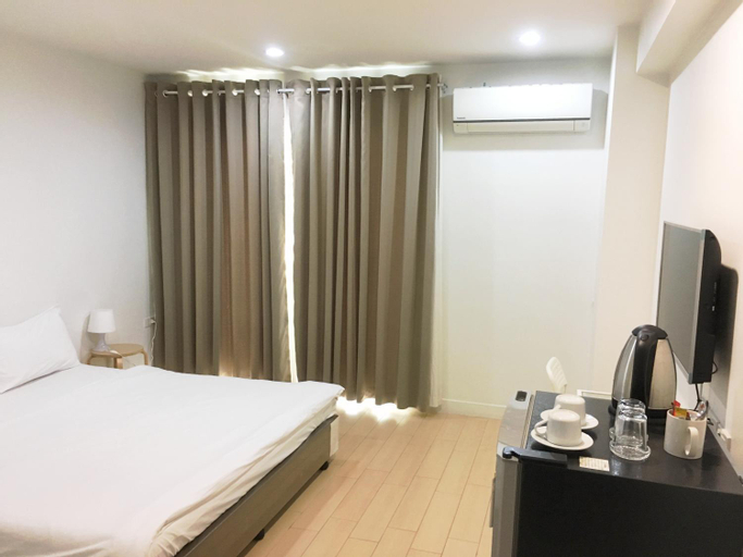 Bedroom 6
