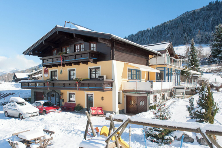 Haus Katharina by we rent, Zell am See