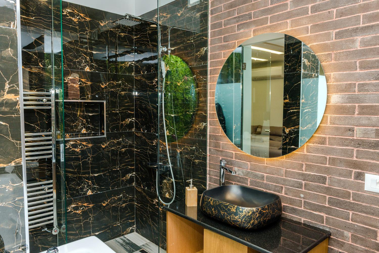 Bathroom 4, Hotel Pazari & Apartments, Korçës
