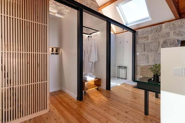 Bathroom, Javardo Family House, Marco de Canaveses