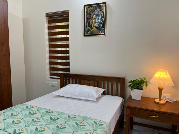 Others 3, Solomon Apartments,Alappuzha beach., Alappuzha