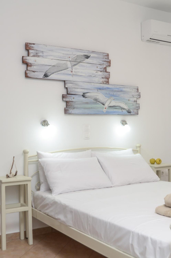 Bedroom 2, Villa Kastraki, South Aegean