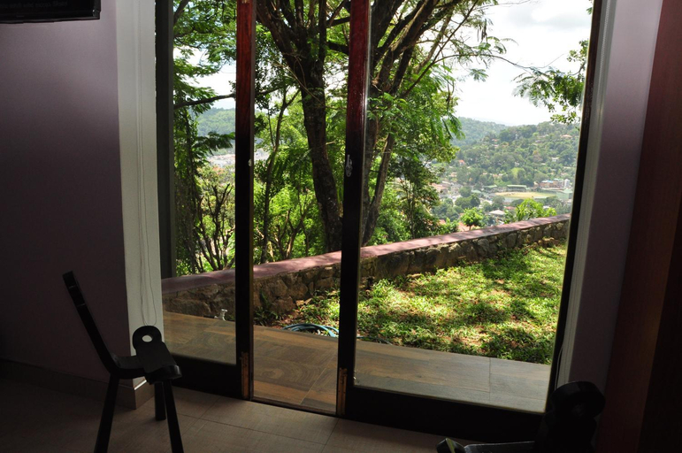 Others 2, The Buena Vista Kandy, K.F.G. & G. Korale
