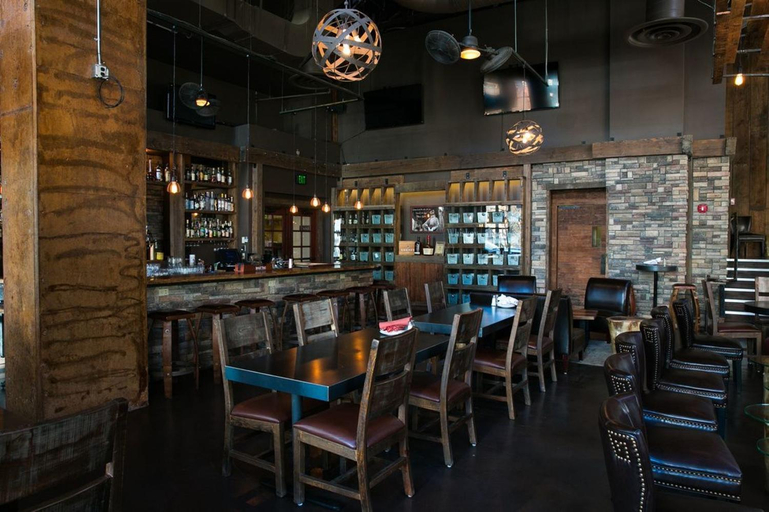 Food & Drinks 5, The Paramount Hotel Portland, Multnomah