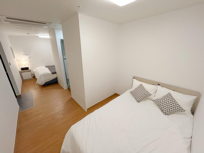 Bedroom 9