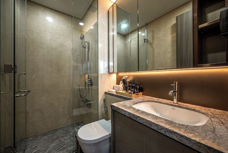 Bathroom 24