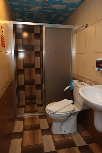 Bathroom 5, Adana Saray Hotel, Yüreğir