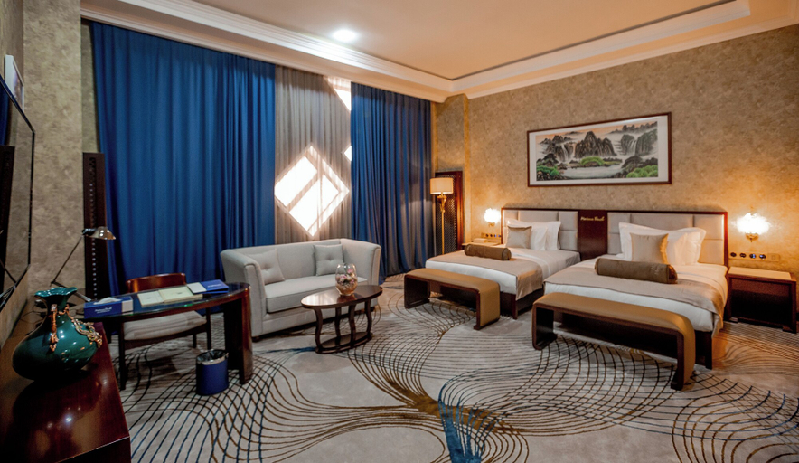 Bedroom 2, Mariana Trench Hotel & SPA