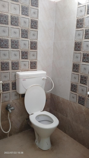 Bathroom 4, Ashirbad Guest House, Puri