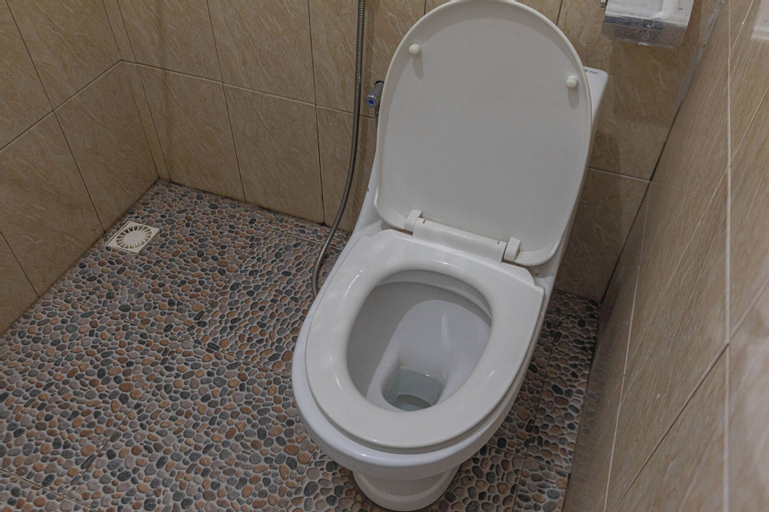 Bathroom 4