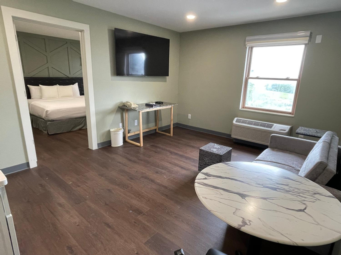 Bedroom 9