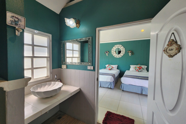 Bathroom 27