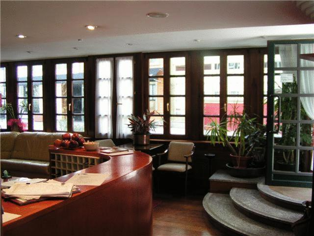 Public Area, La Plaza I, Asturias