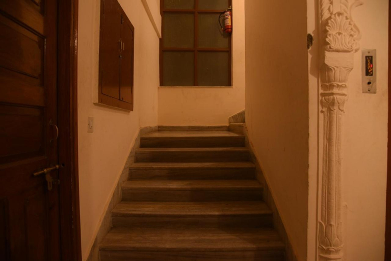 Others 5, Vamoose Royal Plazo, Jodhpur