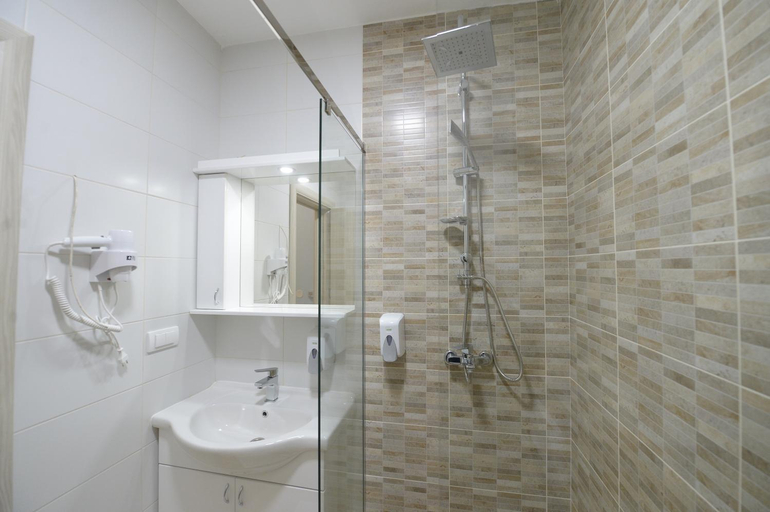 Bathroom 2, Srpsko Andrejevo Selo, Belgrade