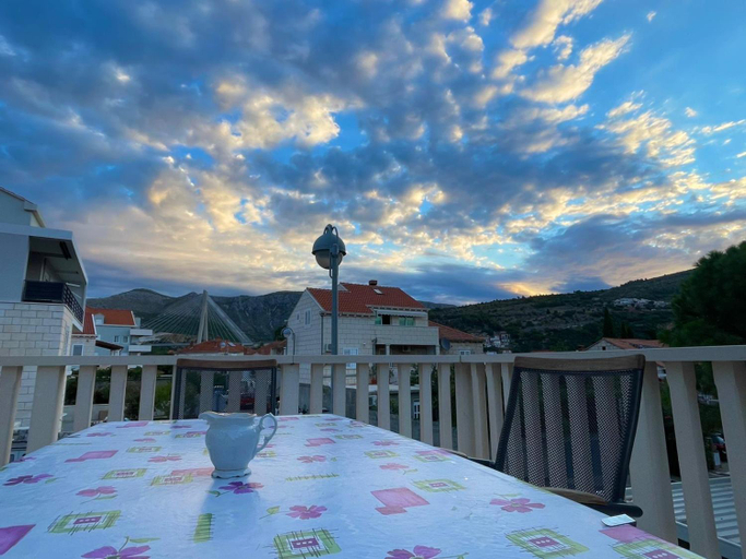 2, Aida Apartments and Rooms for couples and families FREE PARKING, Dubrovnik