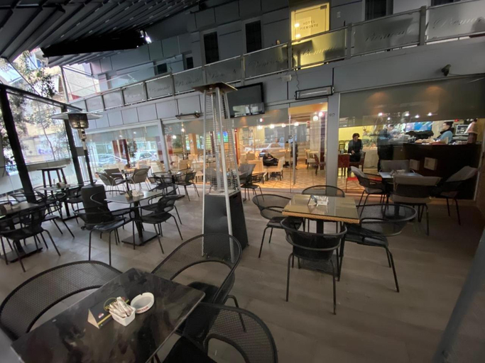 Food & Drinks 4, Hotel Piemonte, Tirana