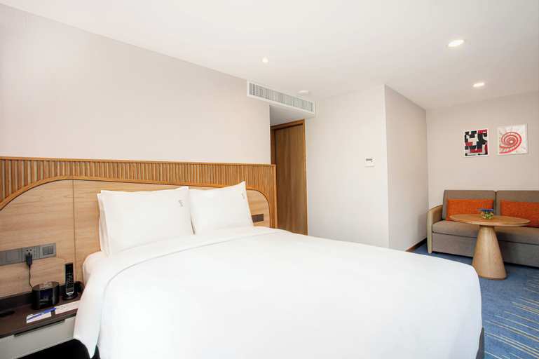 Bedroom 23