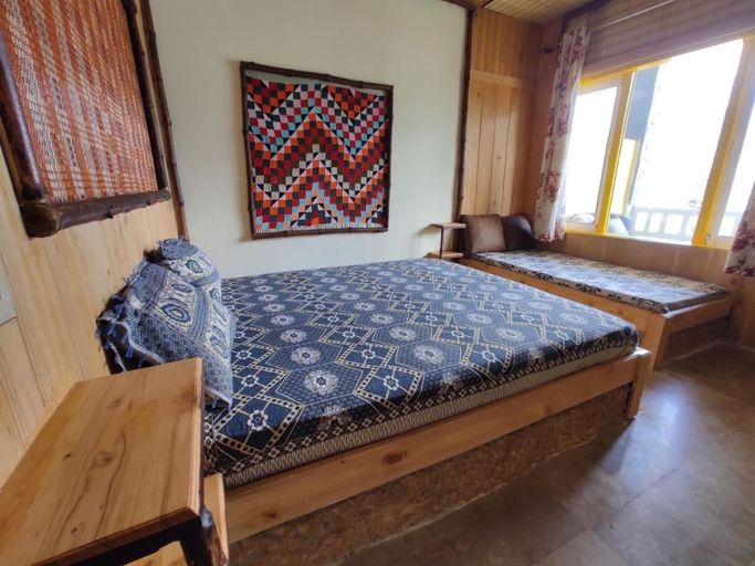 Bedroom 2, Khana Badosh Resort, Malakand
