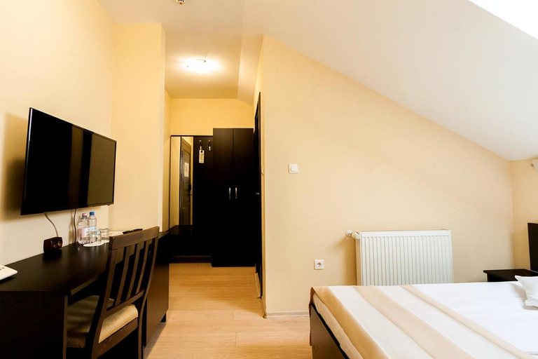 Bedroom 3, Astoria Hotel & Restaurant, Gheorgheni