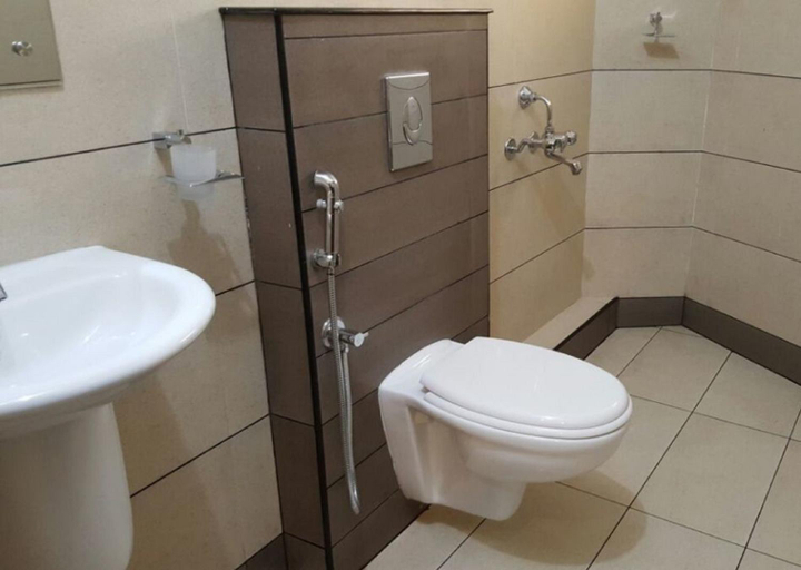 Bathroom 3, The Rubis, Malappuram