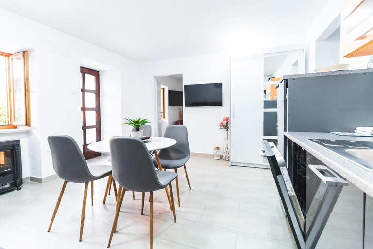 Others 5, Apartments Lara with more affordable parking, Piran