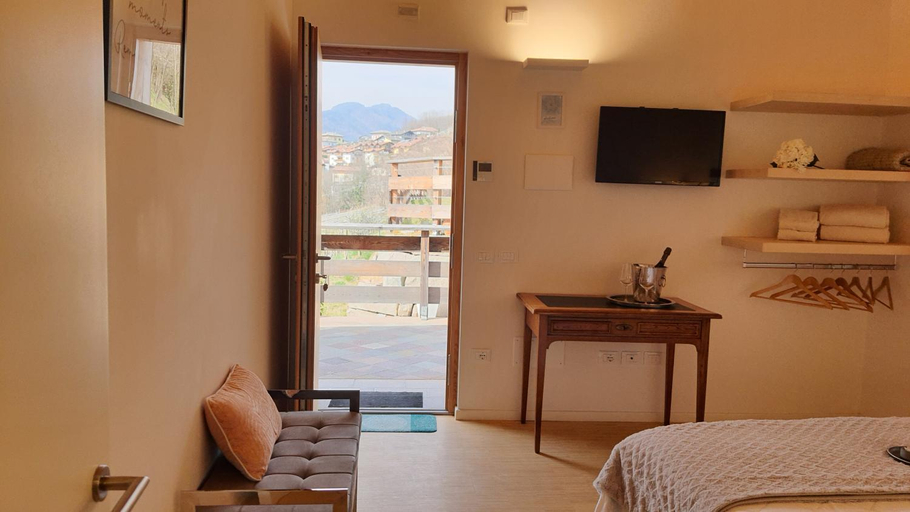 Bedroom 3, Maso al Sole Agriturismo, Trento