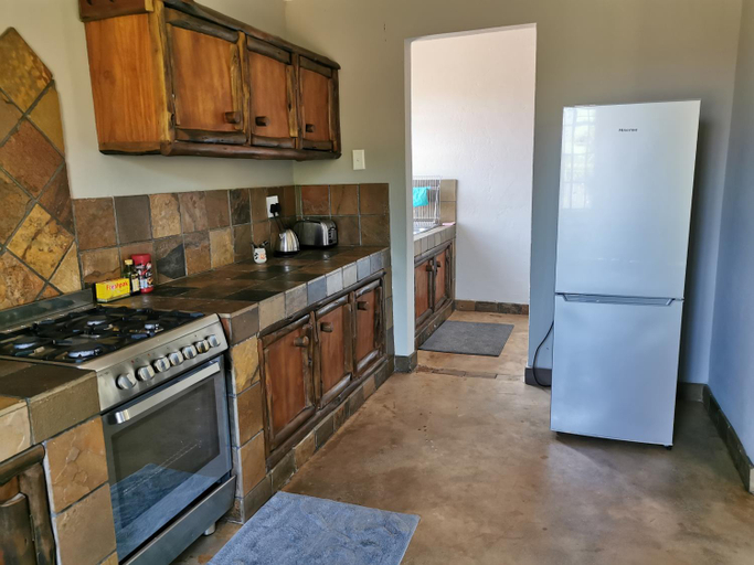 4, Rustic Country Cottage, Ehlanzeni