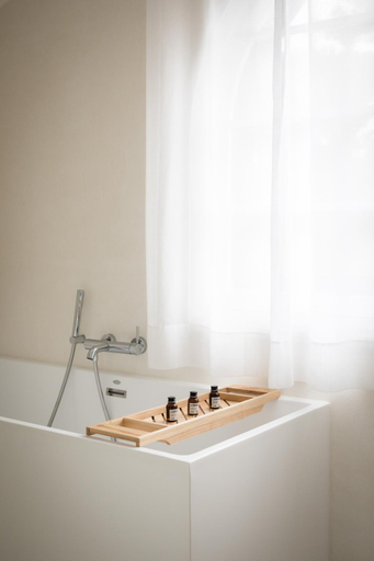 Bathroom 5, Les Hortensias du Lac, Landes