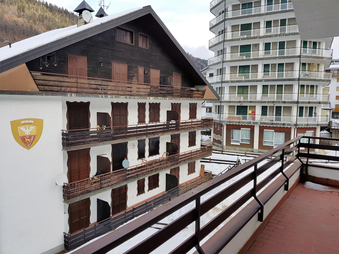 Others 4, Orobie - very central ski area - WiFi- garage, Sondrio