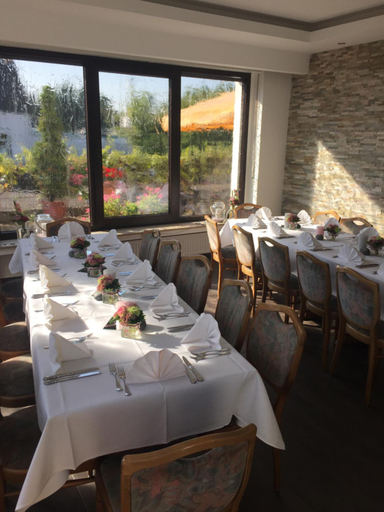 Others 3, Hotel Restaurant Kroatia, Dortmund