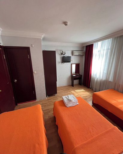 Bedroom 3, Red White Hotel, Fatih