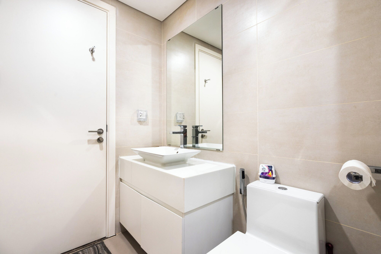 Bathroom 4, Fusion RiverGate Apart Infinity Pool, District 4