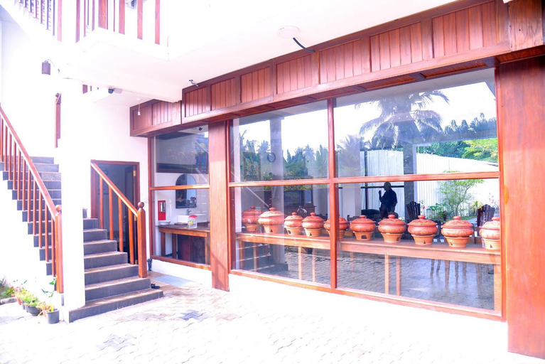 Others 3, Hotel Nadee, Beruwala