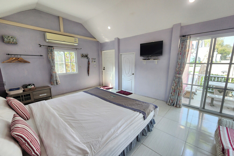 Bedroom 22