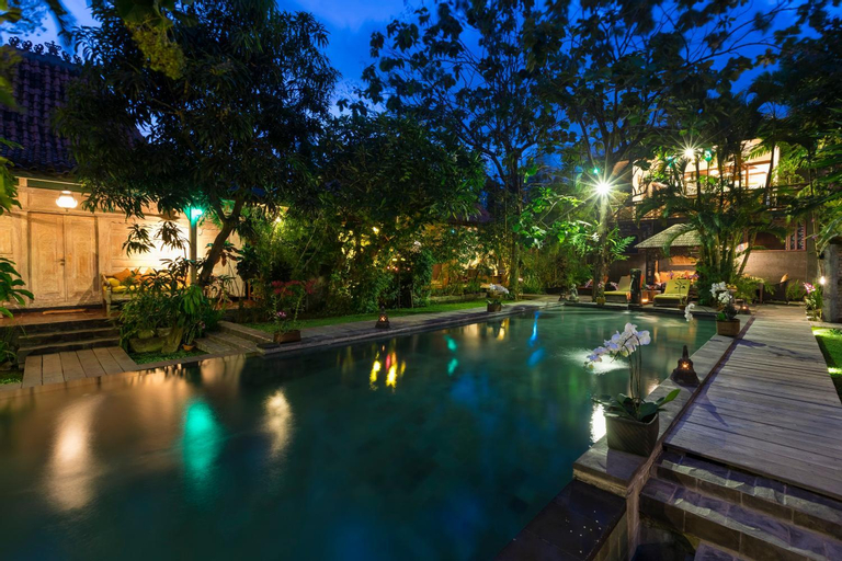 Swimming Pool 8