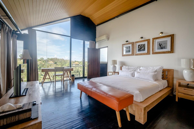 Bedroom 2, Spacious 3BR Villa with Private Pool in Nusa Dua, Badung