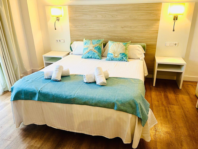 Bedroom 3, Hotel Miramar, Baleares